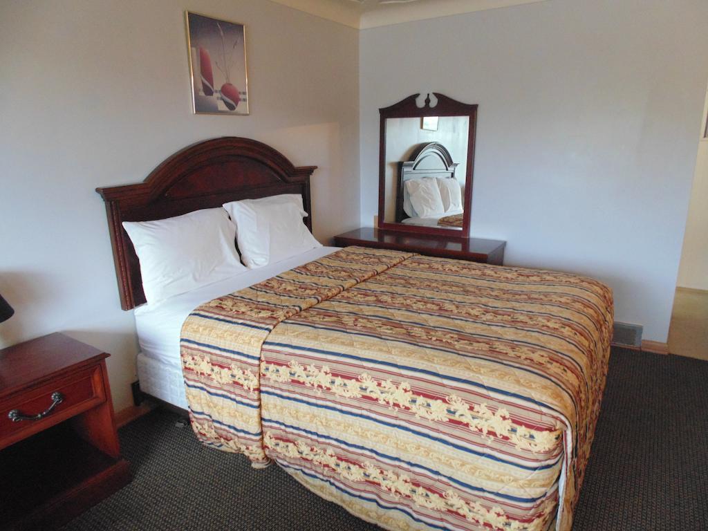 Capri Motel Port Colborne Kamer foto