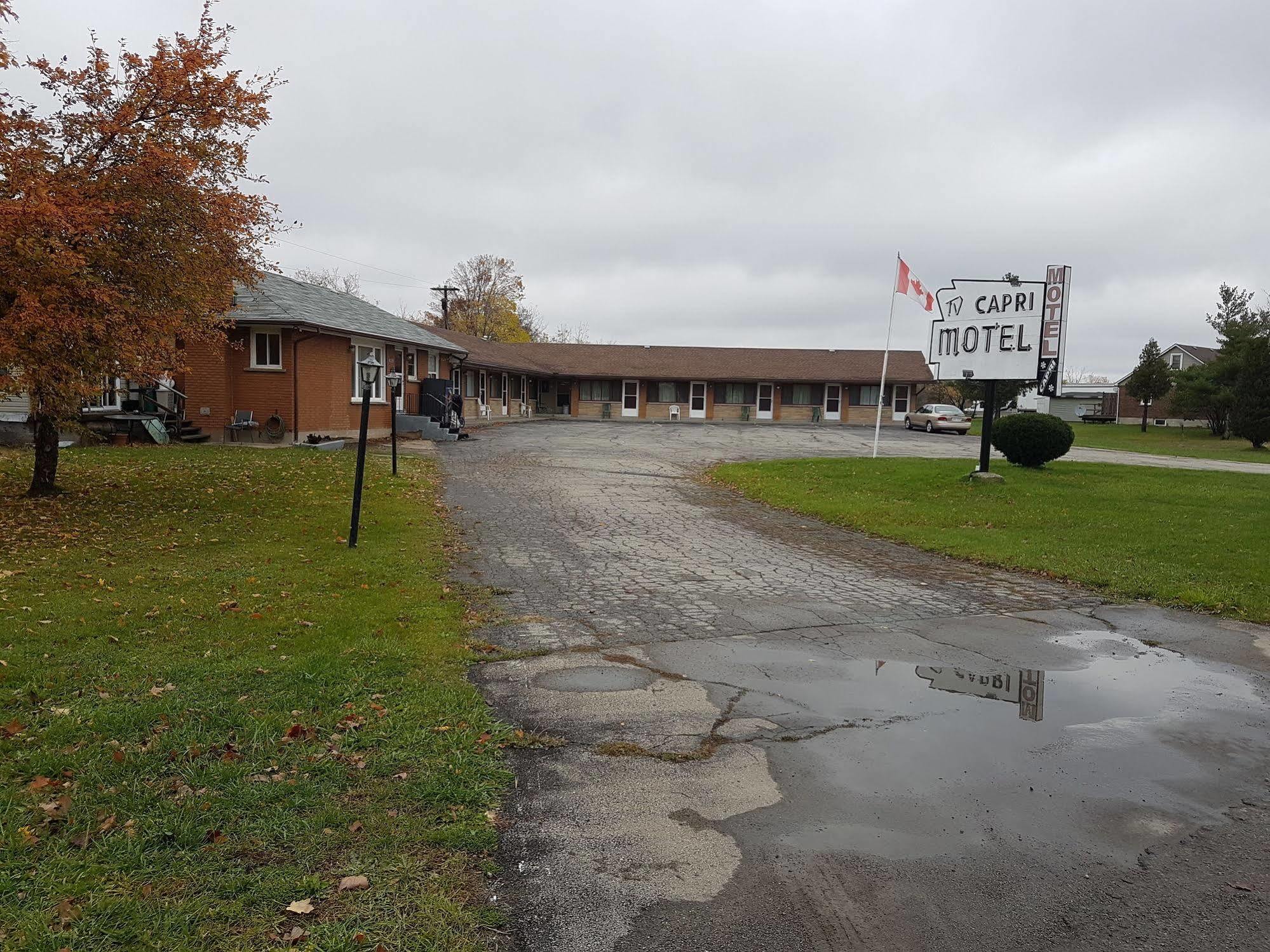 Capri Motel Port Colborne Buitenkant foto